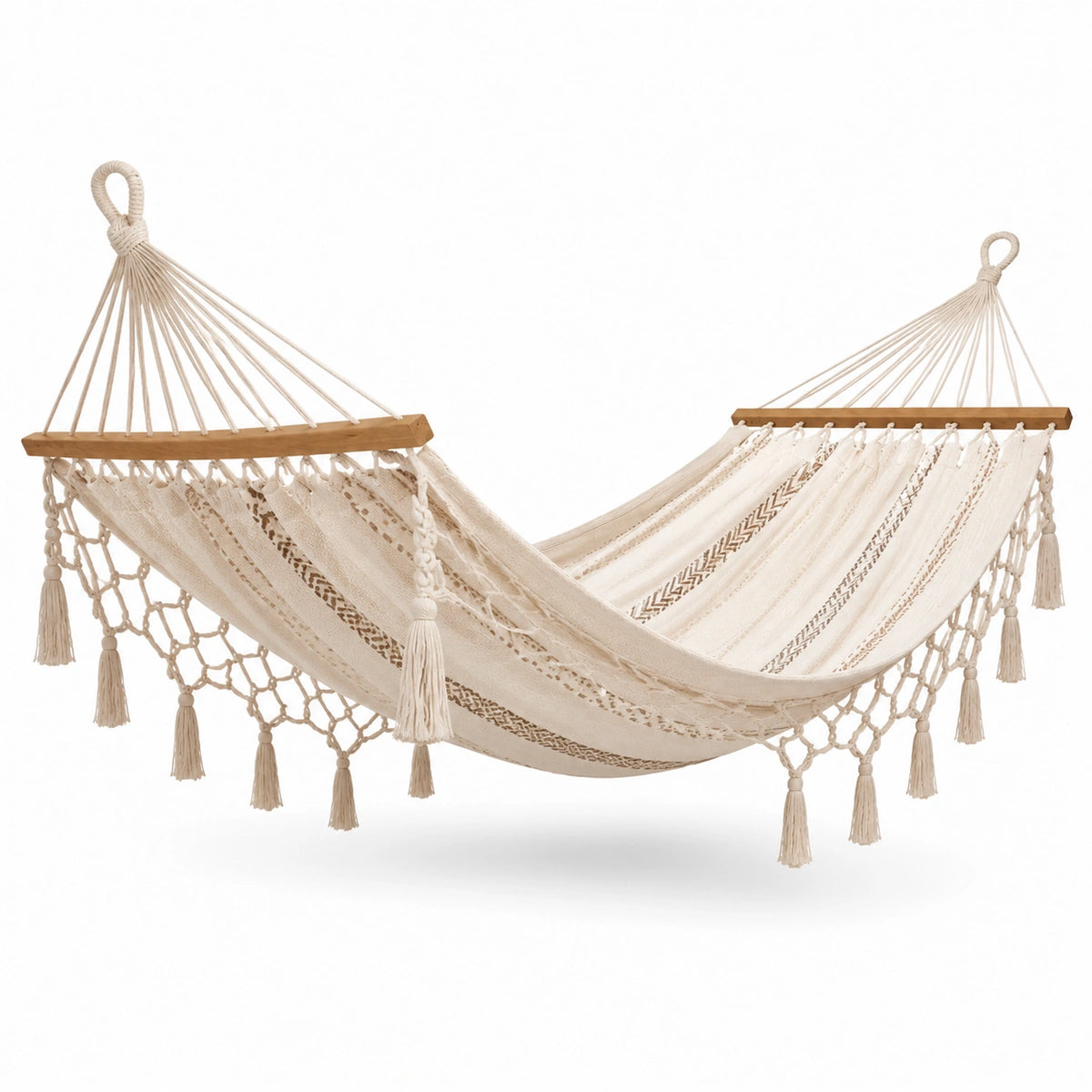 Baumwoll-Hängematte in Creme/Braun, 280 × 150 × 1 cm, mit Holzspreizstäben, Makramee und Quasten
